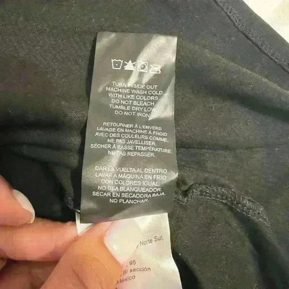 Karl Lagerfeld Paris Logo T, Short Sleeve Crew Neck - Picture 3 of 9